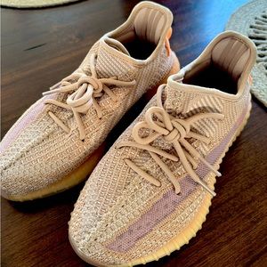 Yeezy 350 boost in CLAY
